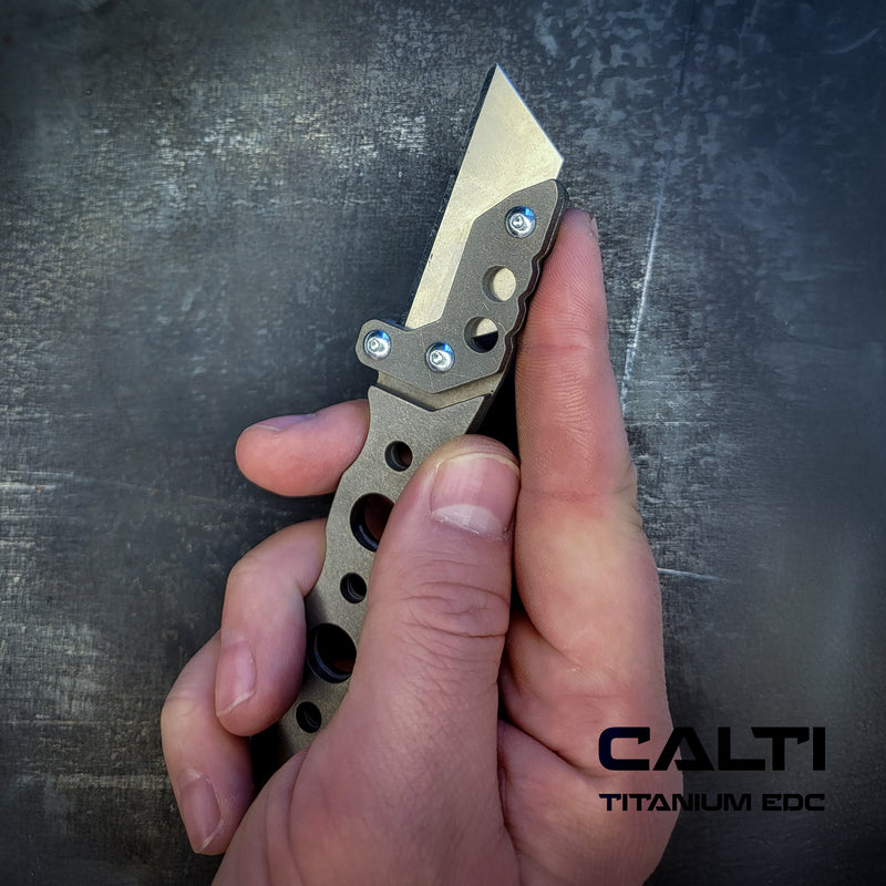 Load image into Gallery viewer, Custom Titanium Utility Blade Holder - EDC Pocket Knife &amp; Box Cutter - Durable EDC Blade Holder
