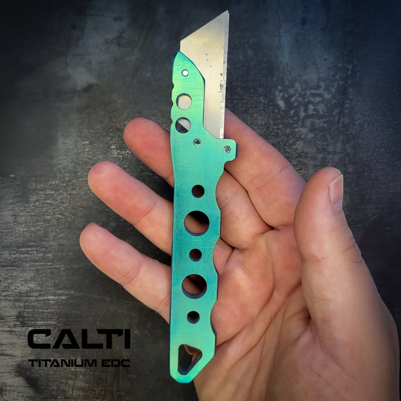 Load image into Gallery viewer, Custom Titanium Utility Blade Holder - EDC Pocket Knife &amp; Box Cutter - Durable EDC Blade Holder
