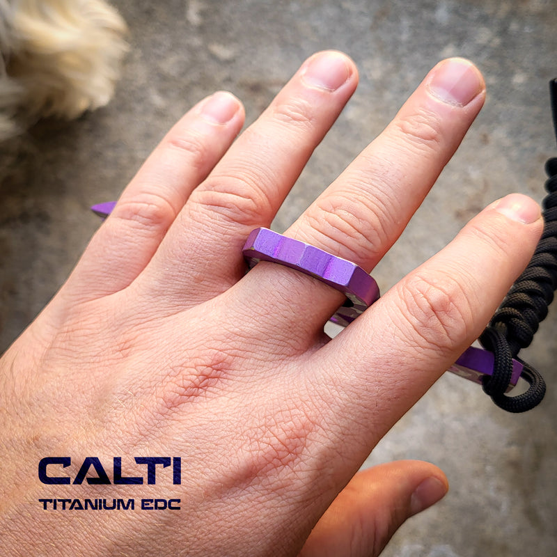 Load image into Gallery viewer, EDC Custom Titanium Knuck-Style Keychain: Titanium Multi-Tool, Bottle Opener &amp; Pry Bar
