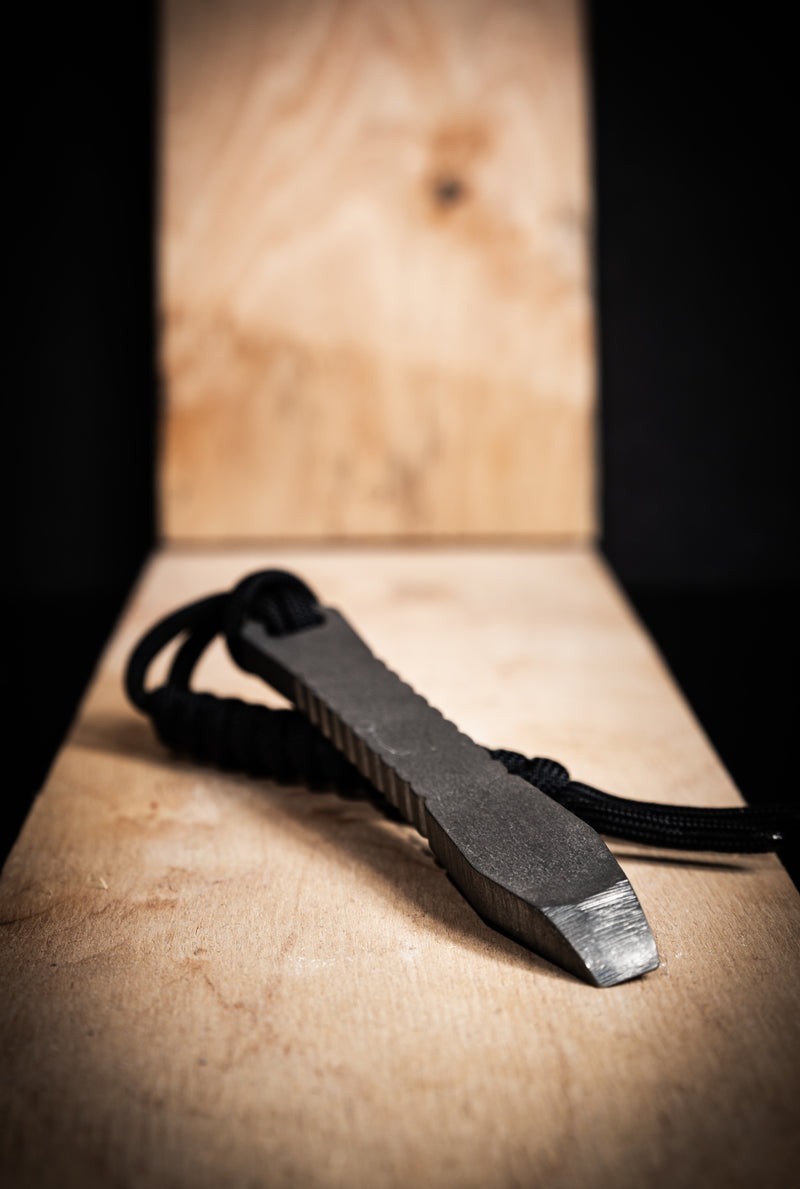 Load image into Gallery viewer, CALTI Slim Titanium Pocket Prybar: Ultra-Strong &amp; Lightweight EDC Tool (Stonewashed or Anodized)
