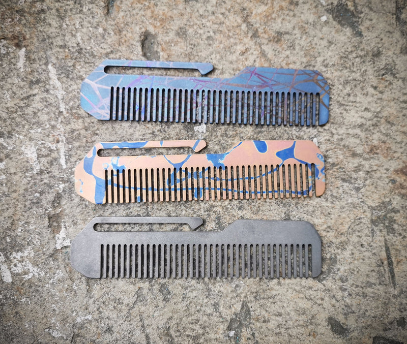 Load image into Gallery viewer, Titanium Comb from Calti with clip, edc tool, tactical tool, edc, every day carry, hair comd, titanium edc, tactical edc, punisher custom
