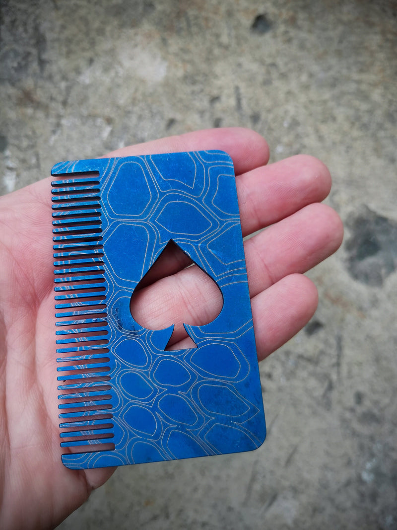 Load image into Gallery viewer, Titanium Card Size Beard Comb from Calti, edc tool, tactical tool, edc, every day carry, titanium edc, tactical edc, beard comb, comb
