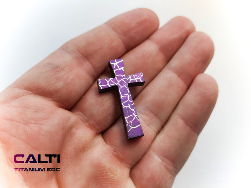 Load image into Gallery viewer, Customized Titanium Cross, Hypoallergic Christian Custom Accessory, Necklace or Keychain, Christian Gift
