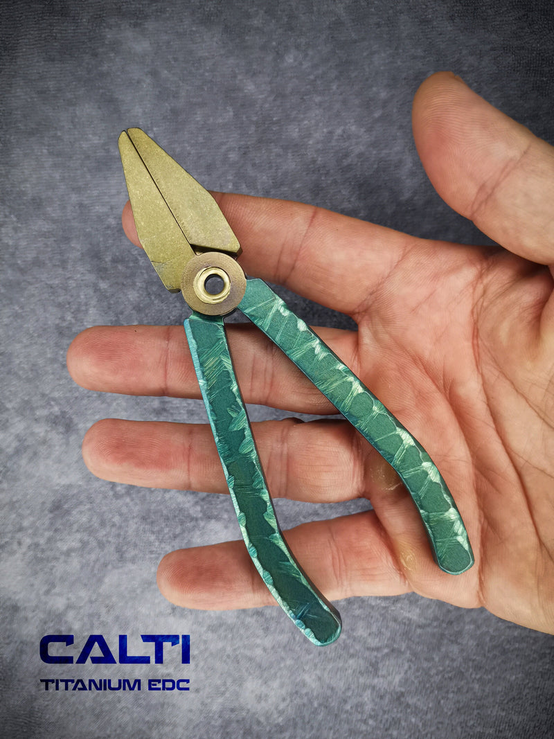 Load image into Gallery viewer, Titanium EDC Pliers from Calti for Jewelry Making, Wirework, Fishing and gift, rust proof and acid resistant EDC Pliers
