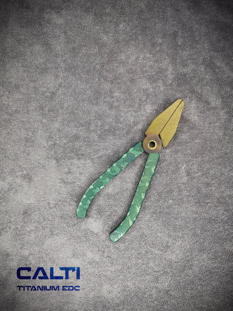 Load image into Gallery viewer, Titanium EDC Pliers from Calti for Jewelry Making, Wirework, Fishing and gift, rust proof and acid resistant EDC Pliers
